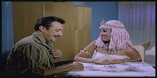 وفي الرابعة صباحًا بعد أمسية انتهي خلالها الضيف أحمد من إجراء بروفة علي خشبة المسرح، جسَد فيها شخصية رجلٌ ميت، وهو آخر مشهد. Ø§Ù„Ø¶ÙŠÙ Ø§Ø­Ù…Ø¯ ÙÙŠÙ„Ù… Ø¹Ø±ÙˆØ³ Ø§Ù„Ù†ÙŠÙ„ Ù…ØµØ± Ø§ÙˆÙ† Ù„Ø§ÙŠÙ†