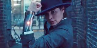 10 DCEU Easter Eggs And 10 MCU Easter Eggs You STILL Missed