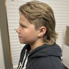 THE BEES KNEES BARBER & BEAUTY SHOP