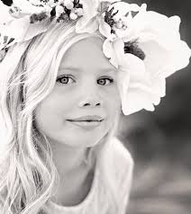 Marianne Garrett's Instagram, Twitter & Facebook