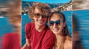 Neue freundin war model bei heidi klum. Tennis Alexander Zverev Wird Offenbar Vater Ex Freundin Brenda Schwanger