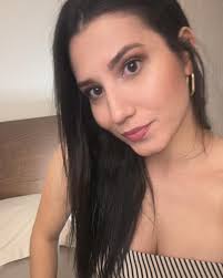 Larissa Lopes (@lopeslarissa) • Instagram photos and videos