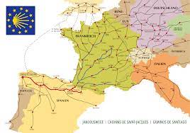 The main camino de santiago route has a length of 764km, starting at st jean pied de port and ending in santiago de compostela. Camino De Santiago Wikipedia