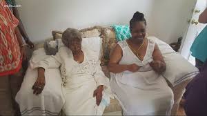 Charlotte native, hester ford, celebrated her 116th birthday with a covid style parade, hester is. Oldest Living Person In America Turns 116 10tv Com