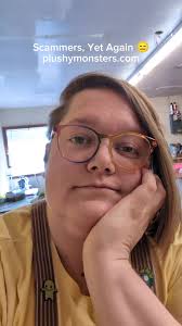 The more I think about it, the more enraged I get. Yet another scammer!  This time it's "Anxiety Tarantula." I can't frickin' stand it! I just had  to stop myself from typing a not very nice message ...