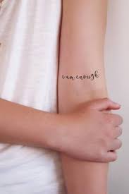 Tento typ tetování je skvělá volba pro ty, kteří hledají šarm a jemnost. 51 Tatoos Ideas Tetovani Napady Na Tetovani Male Tetovani