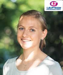 Herzlich willkommen Ann-Christin Opitz! 😃 Sie ist 25 Jahre alt, ihr Verein  ist der SC Melle 03 ⭐️ und aktuell trainiert sie sich selbst. Ihre Bestzeit  über die 10 km liegt bei