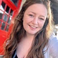 Grace Melvin's Instagram, Twitter & Facebook