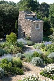 un jardin provencal jardin mediterraneen jardin provencal jardin contemporain