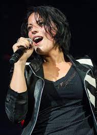 The group first started out in 1998 under the name of exakt, producing cover versions of hits in english. Stefanie Kloss Wikipedia