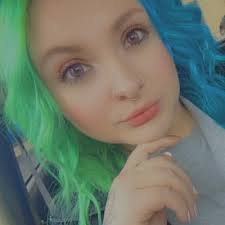 Natasha Sacks (@TashaBriAnn)