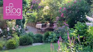 Was Einst Trist Und Leer War Ist Nun Ein Gartenparadies Von 800qm Schau Dir Die Tolle Entwicklung Und Die Wunderba Ein Schweizer Garten Garten Cottage Garten
