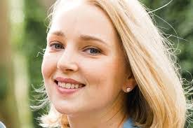 Jemma Carr's Instagram, Twitter & Facebook