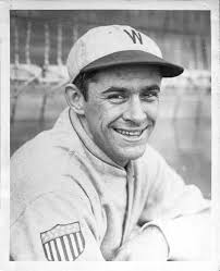 Second & Commerce, Vol. 2 Iss. 3 by Customs House Museum & Cultural Center 