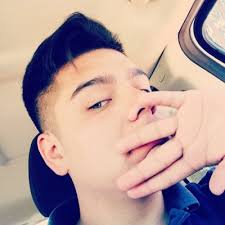 Christopher Barajas (@CantanteBarajas)