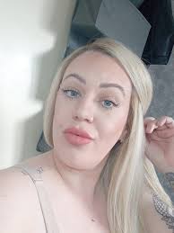 I had such a lovely brow thread and gel polish this morning! Thank you  ladies… See you soon xxxx