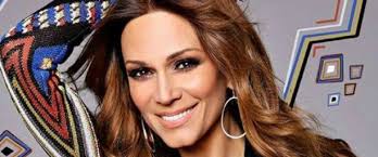 Η αγαπημένη τραγουδίστρια έλλη κοκκίνου, βρέθηκε καλεσμένη στην εκπομπή του θέμη γεωργαντά sfaira κι μίλησε για πολλές και το πρόβλημα υγείας που τα ταλαιπωρεί την έλλη κοκκίνου. Xronontoylapo Deite Pws Htan H Ellh Kokkinoy Mikroyla Tralala Gr