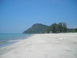 Kampung air papan, berkoordinat 2°30′59.26″n 103°50′5.6″e / 2.5164611°n 103.834889°e, merupakan sebuah pantai yang terletak di kampung air papan, mersing, johor, malaysia. Air Papan Wikipedia Bahasa Melayu Ensiklopedia Bebas