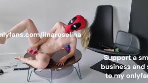 Marvel Jezus Lina fucks dildos in deadpool cosplay