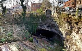 Hidden River Cave in Horse Cave | Atlas ...