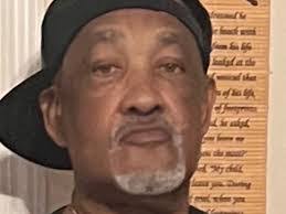 Roxanne Starks's Instagram, Twitter & Facebook