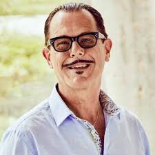 Sunday Brunch with Kirk Pengilly