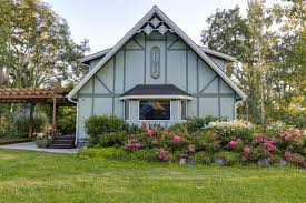 View interior and exterior paint colors and color palettes. 20 Exterior House Colors Trending In 2021 Mymove