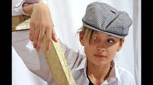 The bets per line, paylines, balance, and total stakes are all clearly indicated at the bottom of the reels. Taisiya Kharlamova Youtube