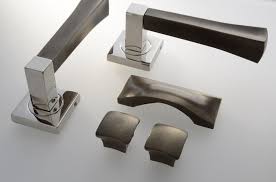 Poignee Porte Design Portes Design Pose Porte D Interieur Design Poignee De Porte En Aluminium Porte Aluminium Porte Design Poignee De Porte