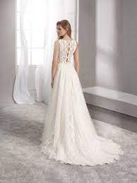 Eine übersicht über hersteller von brautkleidern, brautmoden, hochzeitskleidern, accesoires wie brautschuhe und trauringe. Fara Sposa Hochzeitskleider Brautkleid Hochzeitskleid Brautkleider Accessoires Stuttgart Ulm Aalen Geislingen Brautmoden