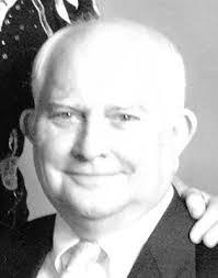 Carolyn Riddick's Instagram, Twitter & Facebook