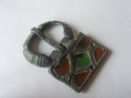 Auctioned Off Through Catawiki Early Medieval Merovingian Bronze Buckle With Buckle Plate 5 3 Cm Merovingian Medieval Buckle