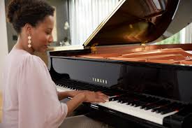 As compared to a grand piano, an upright piano is easier to. What S The Difference Between A Grand Piano And An Upright Piano
