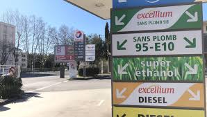 Pour convertir sa voiture à l'éthanol, vous devez installer un kit. La Region Paca Propose Une Aide Financiere De 250 Euros Pour Convertir Sa Voiture Au Bioethanol