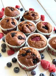 Per il frosting alla meringa svizzera: Muffin Al Cioccolato E Frutti Di Bosco