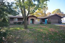 623 Roseview Portage Mi 49024 House Styles Mansions Family Room