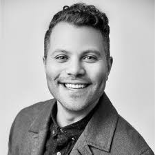 Lesley Funk's Instagram, Twitter & Facebook