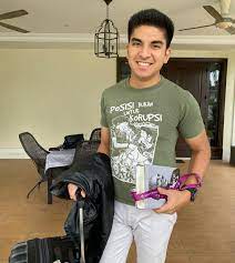 .syed saddiq syed abdul rahman mengenainya diluluskan kabinet.menteri pengangkutan anthony loke siew fook berkata walaupun cadangan kepada kabinet akan dikemukakan oleh syed saddiq. Malaysian Mp Syed Saddiq Returns To Sg To Finish Studies At Nus Lky School News Wwc