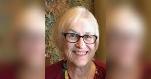 Paula Gauthier's Instagram, Twitter & Facebook