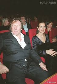 Carole bouquet et gérard depardieu le 12 mai 2001 au festival de cannes. Dans Son Autobiographie Gerard Depardieu Evoque Cet Enfant Qu Il N A Pas Eu Avec Carole Bouquet Puretrend