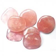 Epingle Par Sabrina Gardiner Sur Pierres Et Mineraux En 2020 Quartz Rose Pierres Et Cristaux Pierre Minerale