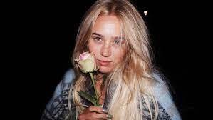 Discover images and videos about josefine pettersen from all over the world on we heart it. Noora Josefine Frida Pettersen And Instagram Image 7755539 On Favim Com