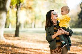 Resultado de imagen de fotos de mama en un parque
