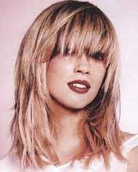 Hair On Pinterest Bangs Long Angled Bobs And Choppy Hairstyles Choppy Haircuts Medium Choppy Haircuts Long Choppy Hair