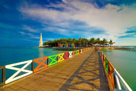 Dari pusat kota balikpapan, anda bisa langsung menuju ke bontang dengan menggunakan kendaraan pribadi maupun bus yang menuju ke arah bontang dengan biaya naik bus sekitar rp 100.000.tetapi jika anda ingin menikmati perjalanan di perairan anda bisa juga naik kapal yang menuju ke arah pulau beras basah dengan biaya sekitar rp 40.000 per orang. Eksotisme Pantai Pulau Beras Basah Bontang Lokasi Dan Tiket Masuk Pikniknesia