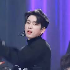 #got7 #got7 jinyoung #got7 yugyeom #got7 texts #got7 incorrect quotes #got7 incorrect texts jinyoung plays his part to perfection. Got7 Jinyoung Gif Got7 Jinyoung Parkjinyoung Discover Share Gifs