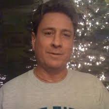 Tom Volpe's Instagram, Twitter & Facebook