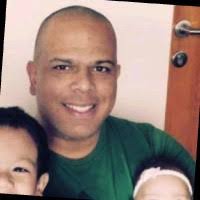 20+ perfiles de «Yvan Lopez»