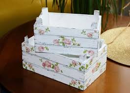 La fruta deshidratada es una opción saludable para aquellos que les gustan los dulces y la fruta. 40 Ideas De Cajones De Fruta Decorados Cajones De Fruta Cajas De Fruta Cajones De Madera