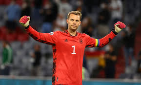 Manuel neuer on bayern munich's ambition and his agent's comments | 2019 icc. Fmndb09ff9cm M